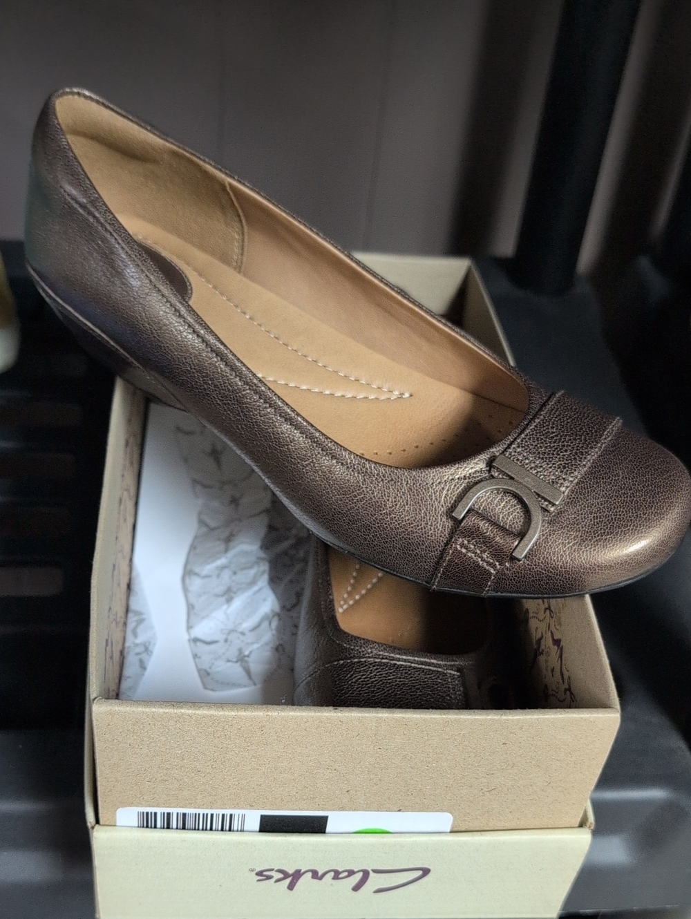 Clarks Women's Metallic Brown Leather Ballet Flats with Decorative Buckle